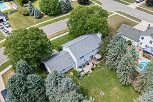 2233 Anderson Cir, Stevensville, MI 49127 - Photo 46