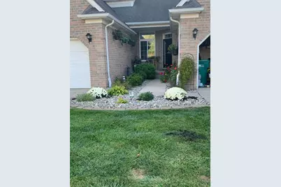 31637 Beaver Circle, New Boston, MI 48164 - Photo 2