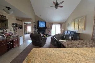 31637 Beaver Cir, New Boston, MI 48164 - Photo 10