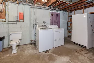 8397 N Riverview Dr, Kalamazoo, MI 49004 - Photo 16