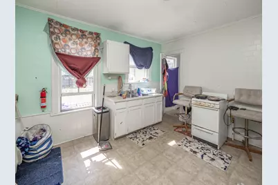 731 Village Street, Kalamazoo, MI 49008 - Photo 12