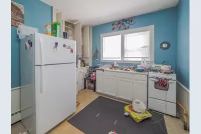 731 Village Street, Kalamazoo, MI 49008 - Photo 6