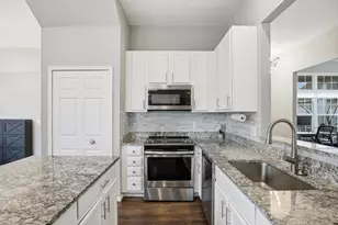 1380 Timmins Dr, Ann Arbor, MI 48103 - Photo 12
