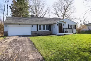 613 Hillcrest Rd, Paw Paw, MI 49079 - Photo 2