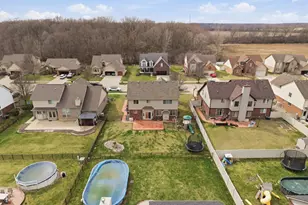 31811 Day Lily Dr, Rockwood, MI 48173 - Photo 46