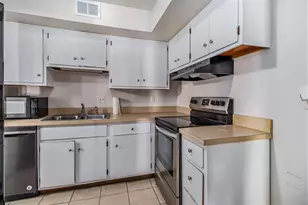 742 W Kilgore Rd, Kalamazoo, MI 49008 - Photo 16
