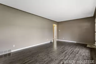 306 N 145th Ave, Holland, MI 49424 - Photo 6