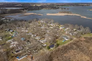 2394 Forrest Dr, Hillsdale, MI 49242 - Photo 32