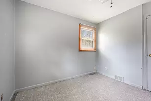 1401 S 2nd St, Kalamazoo, MI 49009 - Photo 10