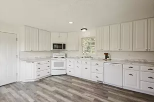 3441 Townline Rd, Houghton Lake, MI 48629 - Photo 10