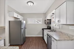 1308 Leroy St, Jackson, MI 49202 - Photo 10