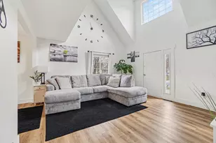 670 Kimberly St, Galesburg, MI 49053 - Photo 2