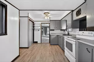 705 E Bird St, Jackson, MI 49203 - Photo 22