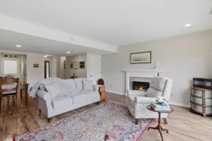 610 Peninsula Ct, Ann Arbor, MI 48105 - Photo 10