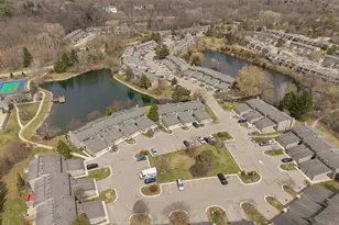 610 Peninsula Ct, Ann Arbor, MI 48105 - Photo 32