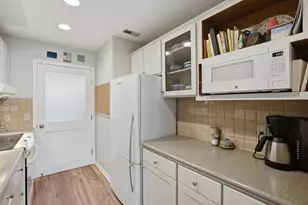 610 Peninsula Ct, Ann Arbor, MI 48105 - Photo 12