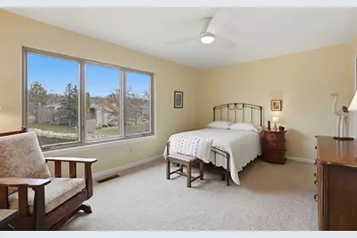 610 Peninsula Court, Ann Arbor, MI 48105 - Photo 18