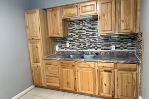 182 Bondie St, Wyandotte, MI 48192 - Photo 6