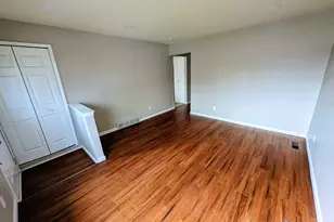 2140 Olive Ave, Lincoln Park, MI 48146 - Photo 6