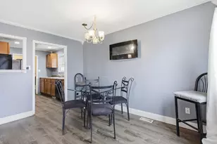 170 Beyne St, Mount Clemens, MI 48043 - Photo 10