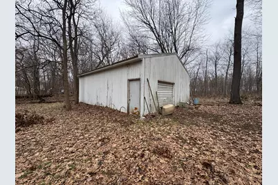 31646 Wells Street, Dowagiac, MI 49047 - Photo 4