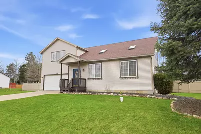 1223 Lori Lane, Fenton, MI 48430 - Photo 2