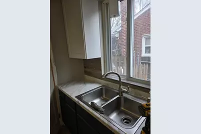 20542 Ashton Avenue, Detroit, MI 48219 - Photo 6