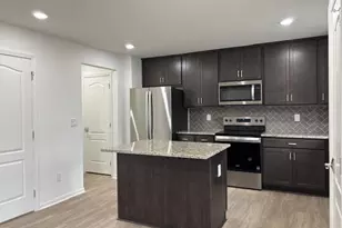 9272 Hemlock Ln, Dexter, MI 48130 - Photo 10