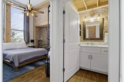 460 Broadway Street #204, South Haven, MI 49090 - Photo 8