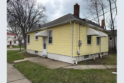 20202 Washtenaw Street, Harper Woods, MI 48225 - Photo 2