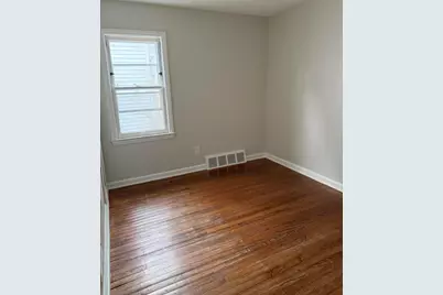 20202 Washtenaw Street, Harper Woods, MI 48225 - Photo 12