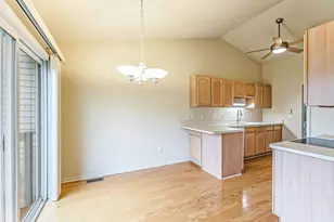 1329 Stewart Dr, Ypsilanti, MI 48198 - Photo 10