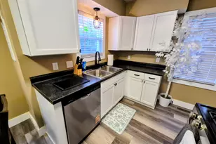 134 W Alcott St, Kalamazoo, MI 49001 - Photo 12