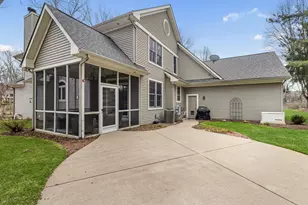 8049 Barony Point, Mattawan, MI 49071 - Photo 18