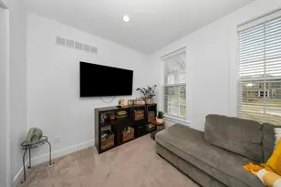 51083 Meadowlands Ln, Canton, MI 48188 - Photo 18