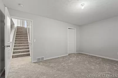 8955 N Clearwater Drive, Zeeland, MI 49464 - Photo 32