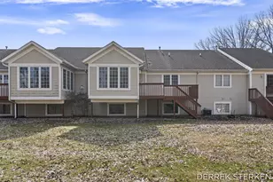 8955 N Clearwater Dr, Zeeland, MI 49464 - Photo 36