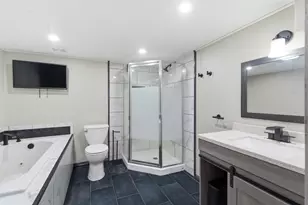 3315 W Michigan Ave, Battle Creek, MI 49037 - Photo 8