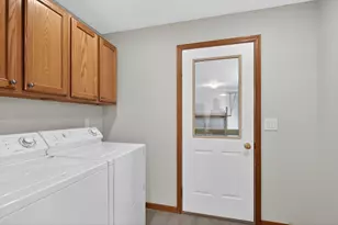 5452 Oakpoint Rd, Jackson, MI 49201 - Photo 18