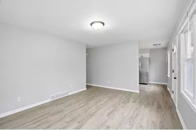 812 N Church Street, Hastings, MI 49058 - Photo 16