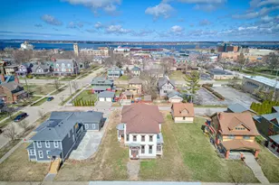 382 W Muskegon Ave, Muskegon, MI 49440 - Photo 88