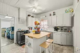 2091 Estes St, Muskegon, MI 49441 - Photo 8