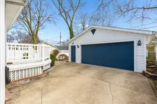 2521 Thayer Dr, Saint Joseph, MI 49085 - Photo 22