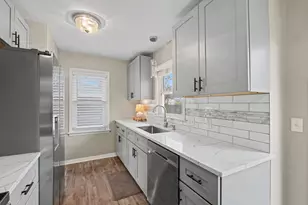 5057 Blaine Ave SE, Grand Rapids, MI 49508 - Photo 10