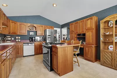 665 S E Avenue, Athens, MI 49011 - Photo 8