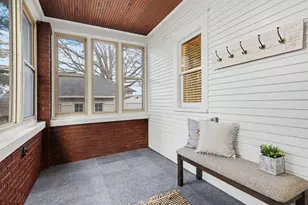 747 Prince St SE, Grand Rapids, MI 49507 - Photo 4