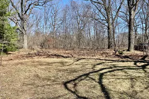 3104 Stratford St, Norton Shores, MI 49444 - Photo 4