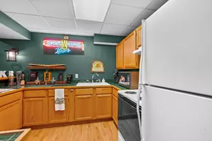 12091 Pembrooke Cir, South Lyon, MI 48178 - Photo 48