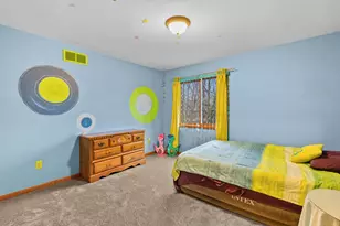 12091 Pembrooke Cir, South Lyon, MI 48178 - Photo 36