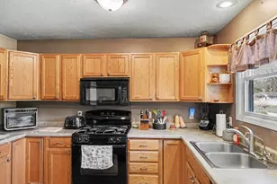 160 Rosewood Trail, Battle Creek, MI 49014 - Photo 10